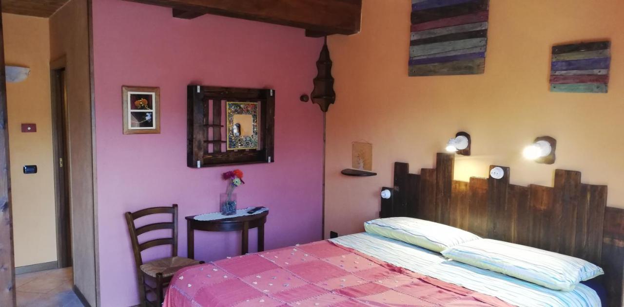 B&B Caselunghe Camerino Eksteriør billede